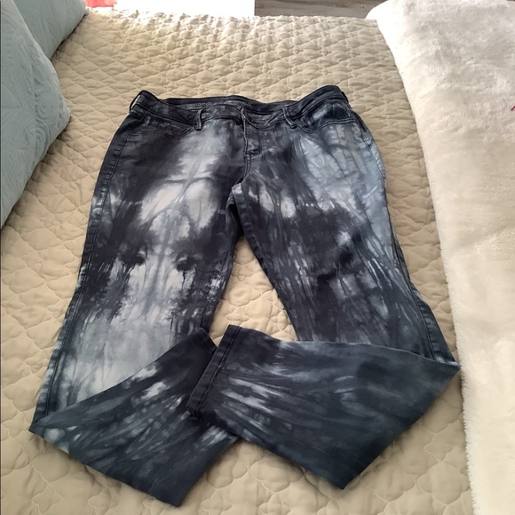 ANA jeggins size 32/14 tie dye look blues in great condition. Stretchy.🦋 - Picture 10 of 12